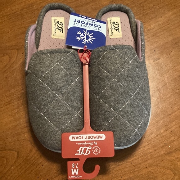 🌸NWT DEARFOAMS Womens Memory Foam Slippers - size Medium 7/8 - Picture 4 of 16